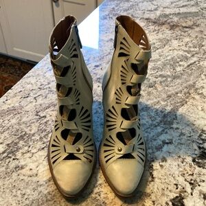 Sundance Veracruz boots